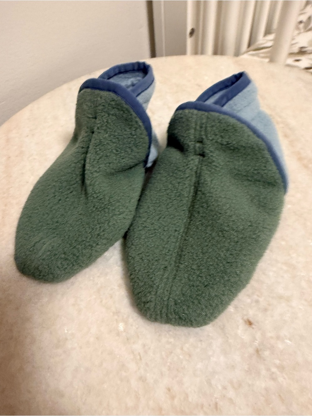 Patagonia Baby Green and Blue Fleece Slippers